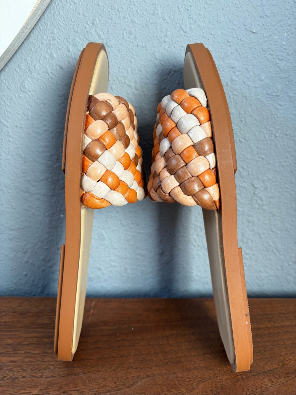 Madewell Tan & Orange Slide Sandals 7 - Picture 6 of 11